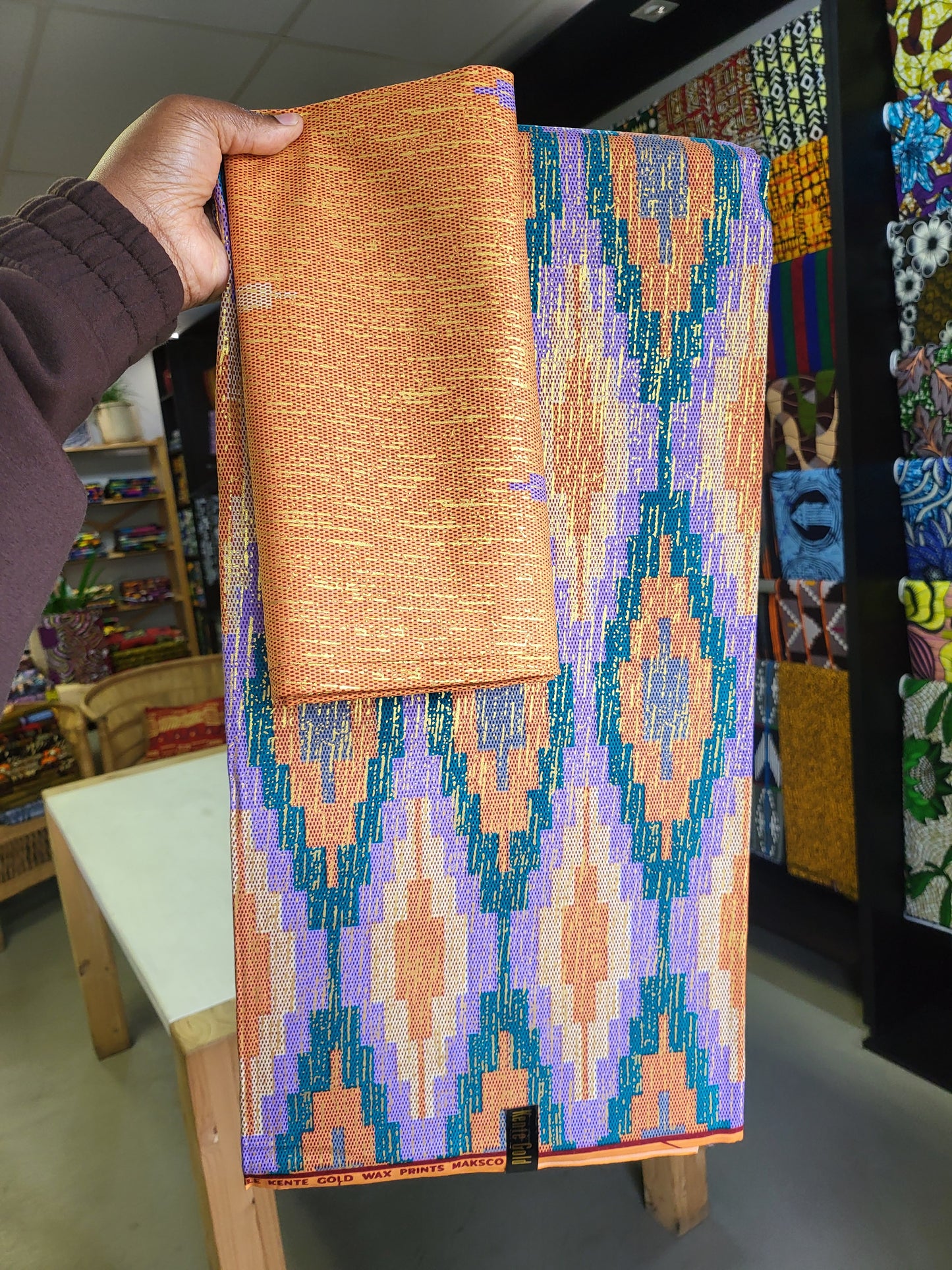 KG077B