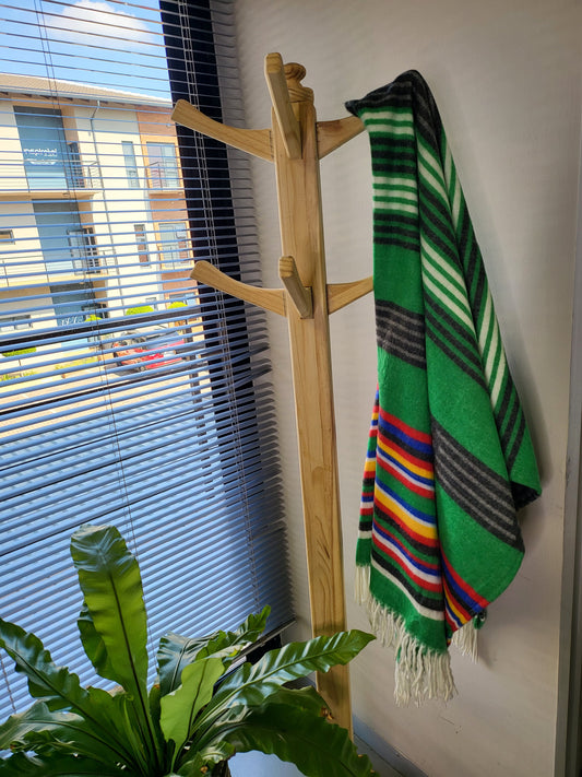 VhaVenda Stripes Throw